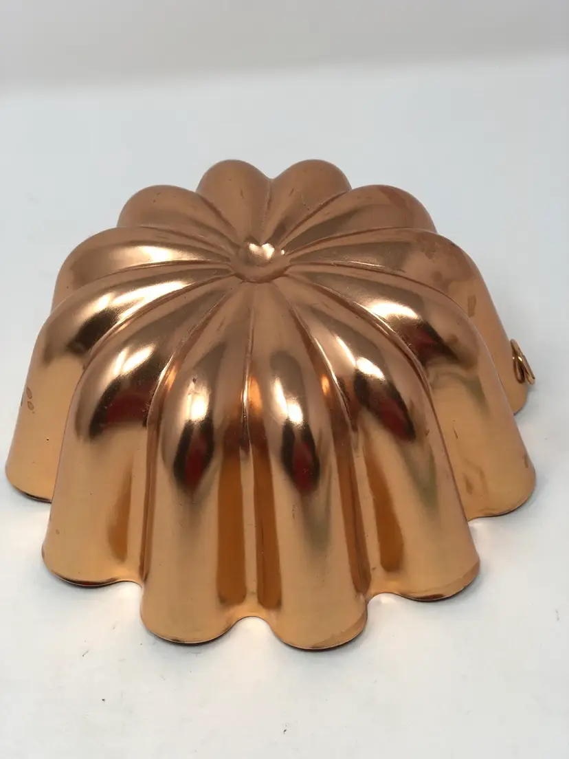 Vintage Copper Fluted Mold 3 1/2 Cup Wall Hanging Baking or Salad Form