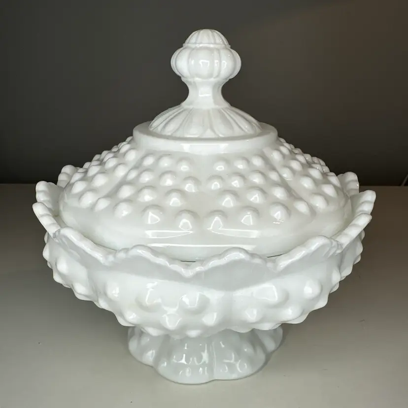 Fenton Vintage Hobnail Milk Glass Lidded Candy Dish Ruffled Sawtooth Edge 7”