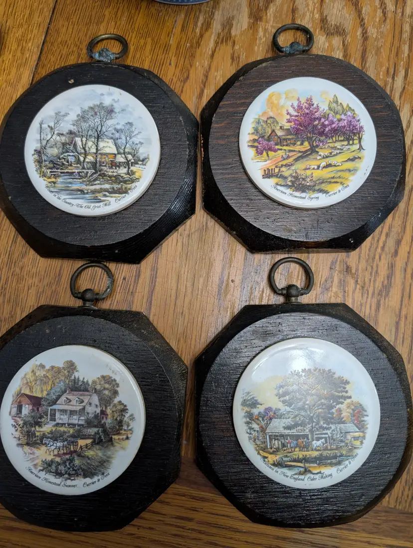 Set of four Currier and Ives wooden wall plaques *READ*