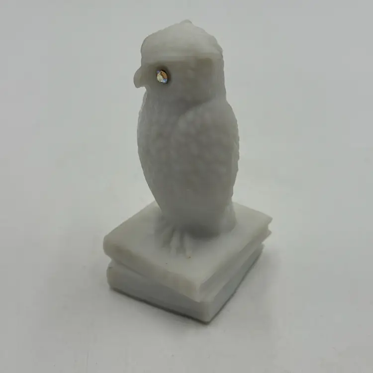 Westmoreland Frosted White Milk Glass Owl On Books Vintage Figurine