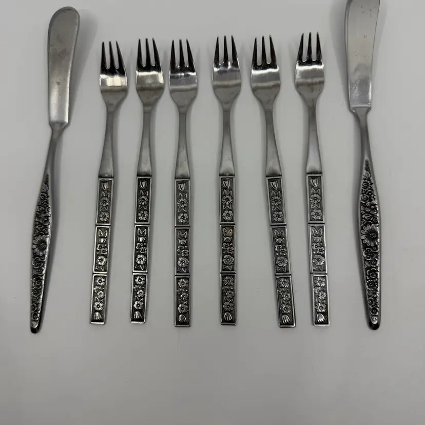 8 Pc Vintage Oneida Northland Japan SPRING FEVER Stainless Seafood Forks & Spreaders