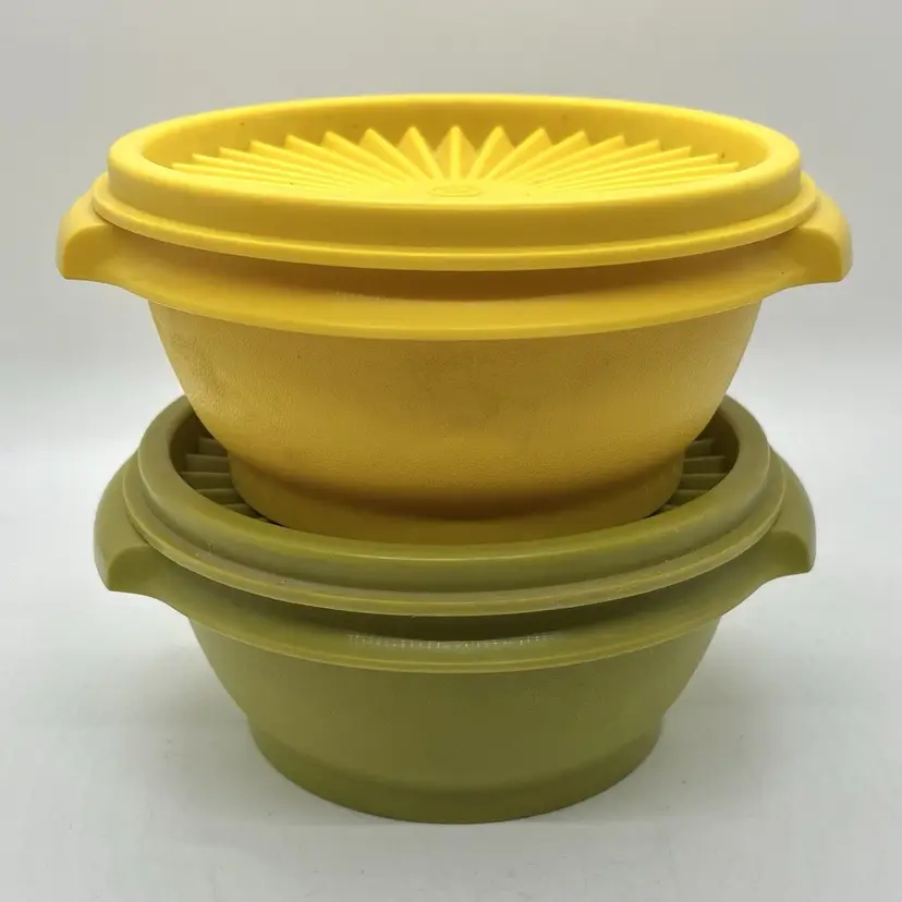 Vintage Lot 2 Tupperware Servalier 1323 Small Bowls & Lids Harvest Green Yellow