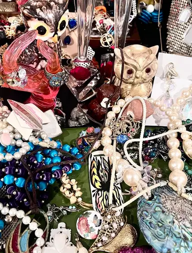 ✨Jewelry, And Owls If Time! ✨