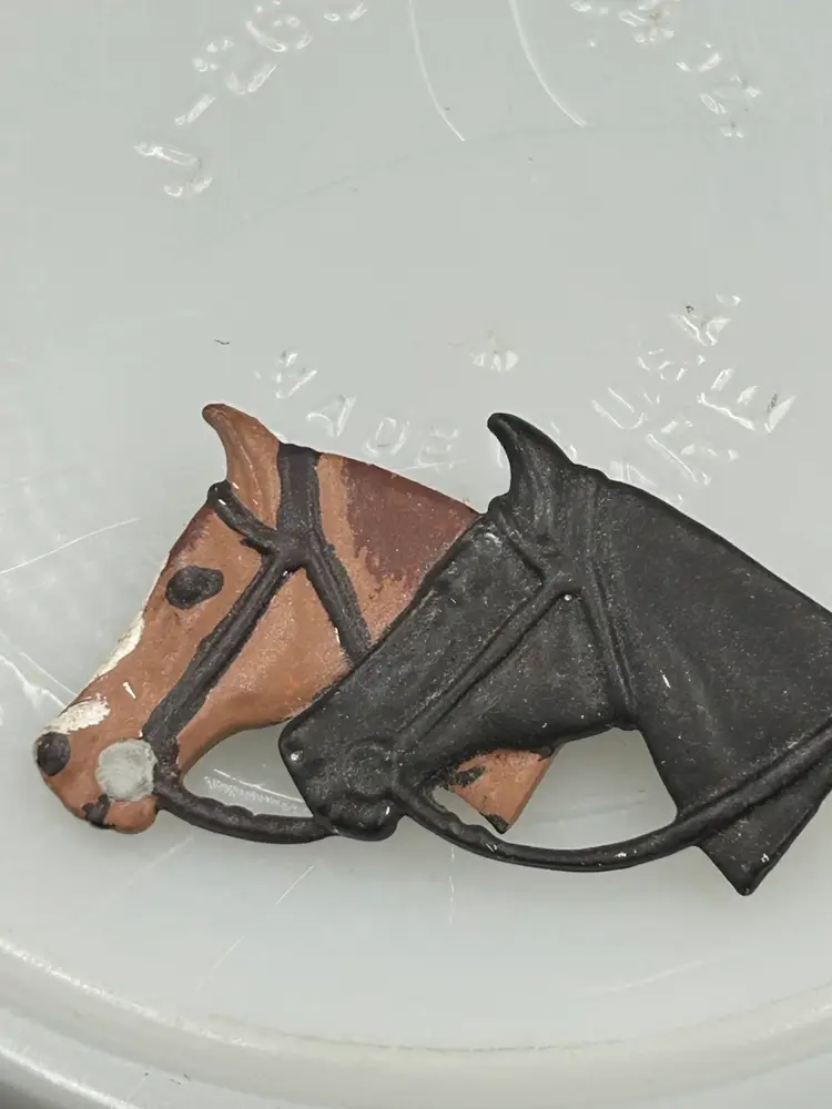 Vintage Cast Metal Duo Horse Head Brooch Pin