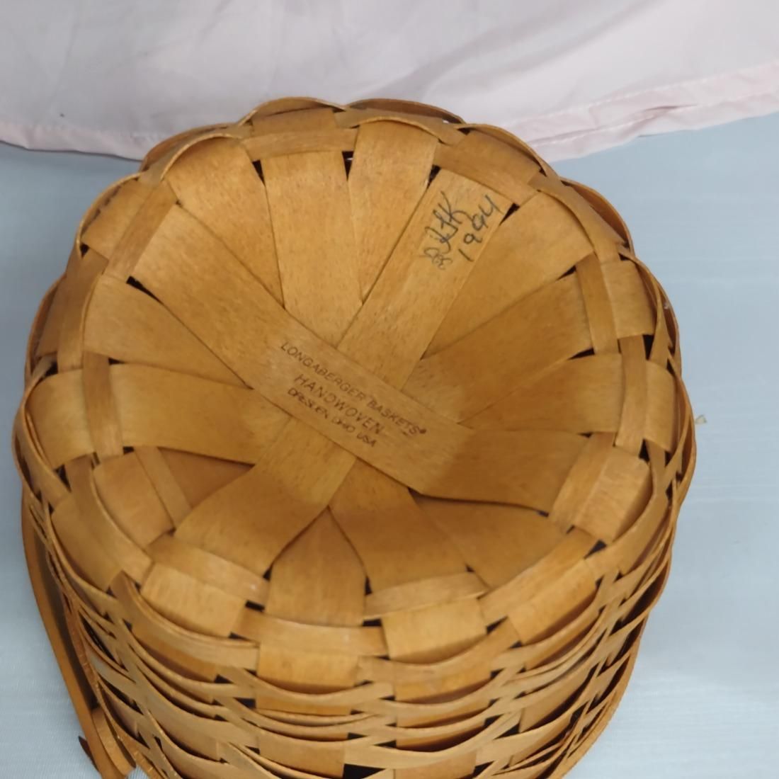 Longaberger Basket 1994 Handwoven Small Round Single Handle Wood