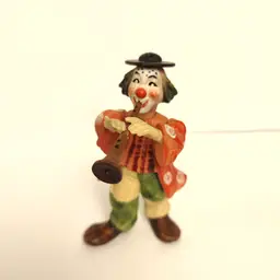 Clown. Made by Anri Toriart in Italy. Hand painted wooden clowns. Approximately 4 inches tall. As shown.