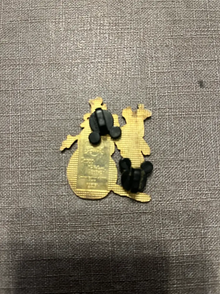 Disney World Christmas 2007 Goofy Snowman Pin