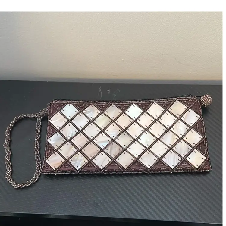 Brown Bead & Mother Of Pearl Wristlet Clutch Purse - Mod Or Mad Bags 7.5” By 4”