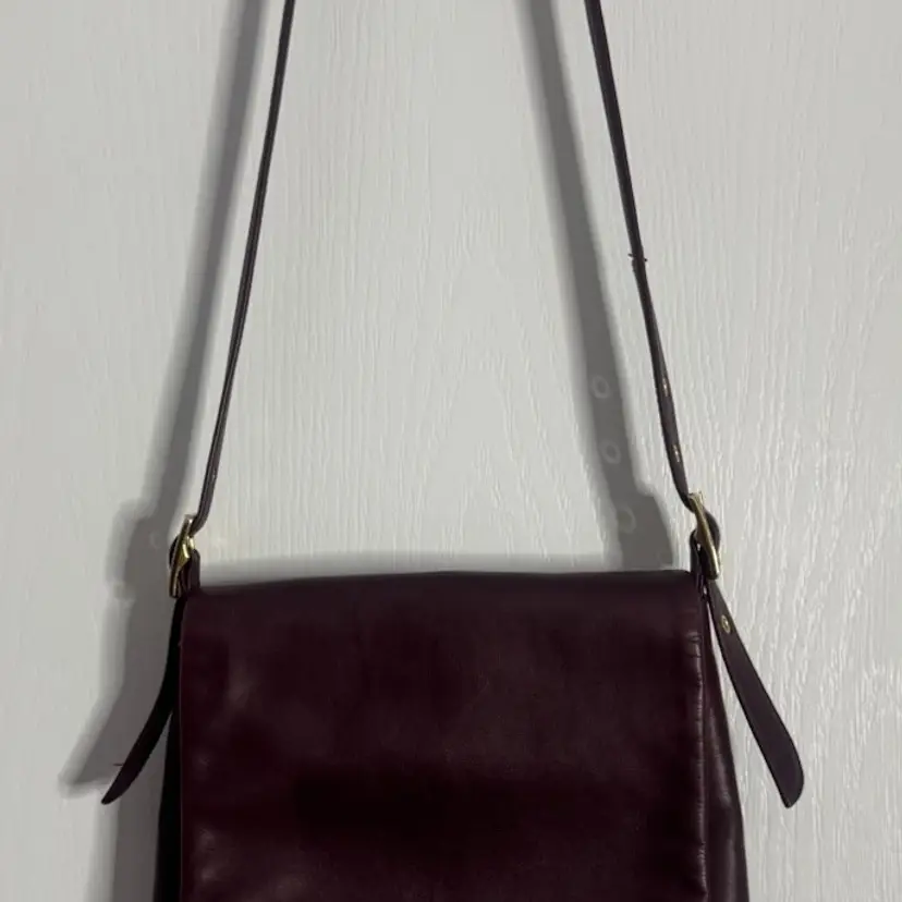 Vintage Etienne Aigner Burgundy Leather Shoulder Bag
