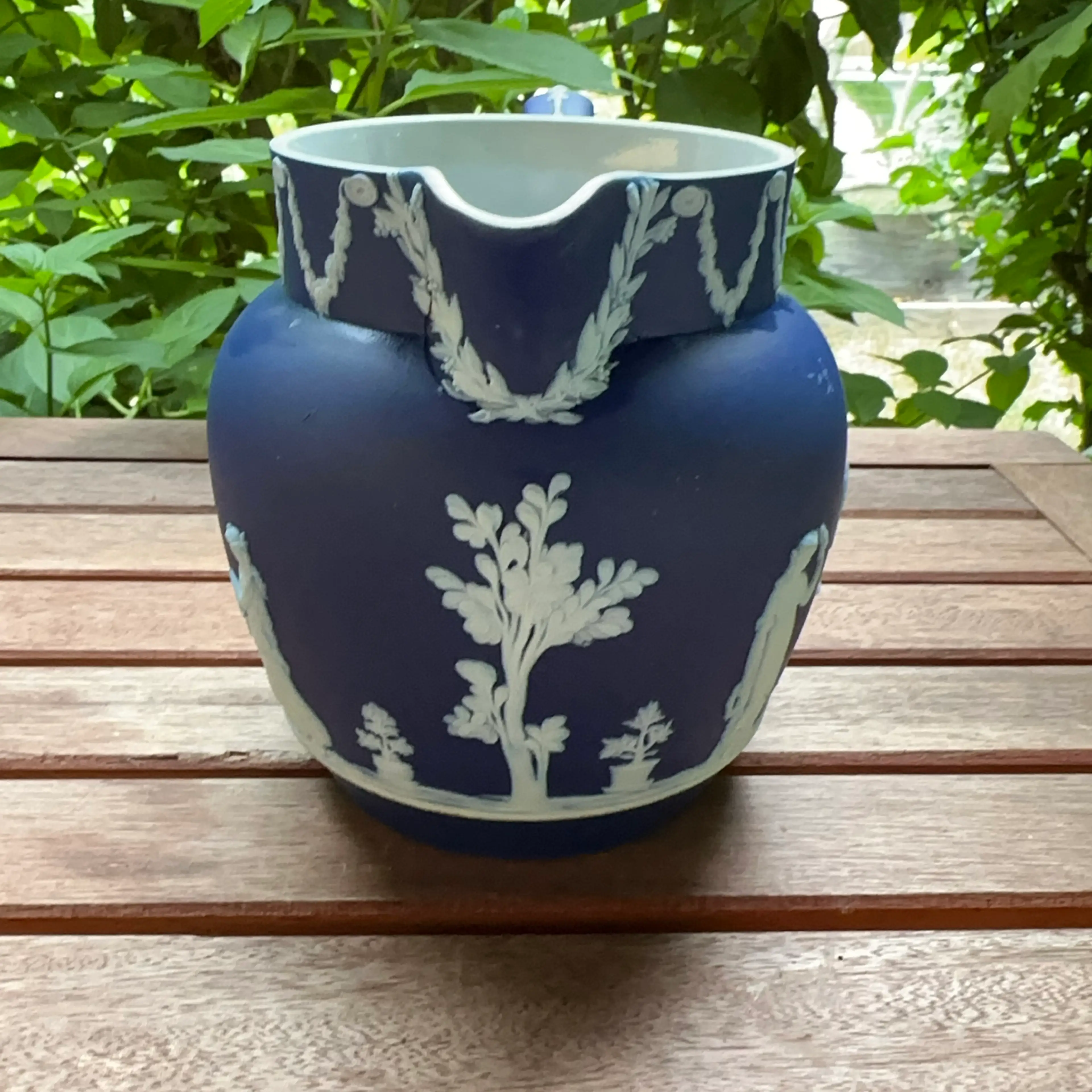 Image 2 of 11