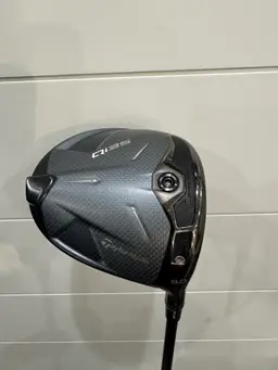 TaylorMade Qi35 9 Degree Driver Graphite Design Tour AD IZ 5 S RH +HC