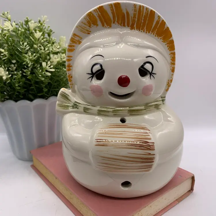 Vtg Mid Century California Pottery Mrs Snowman Lamp Cover by Davlee - Read