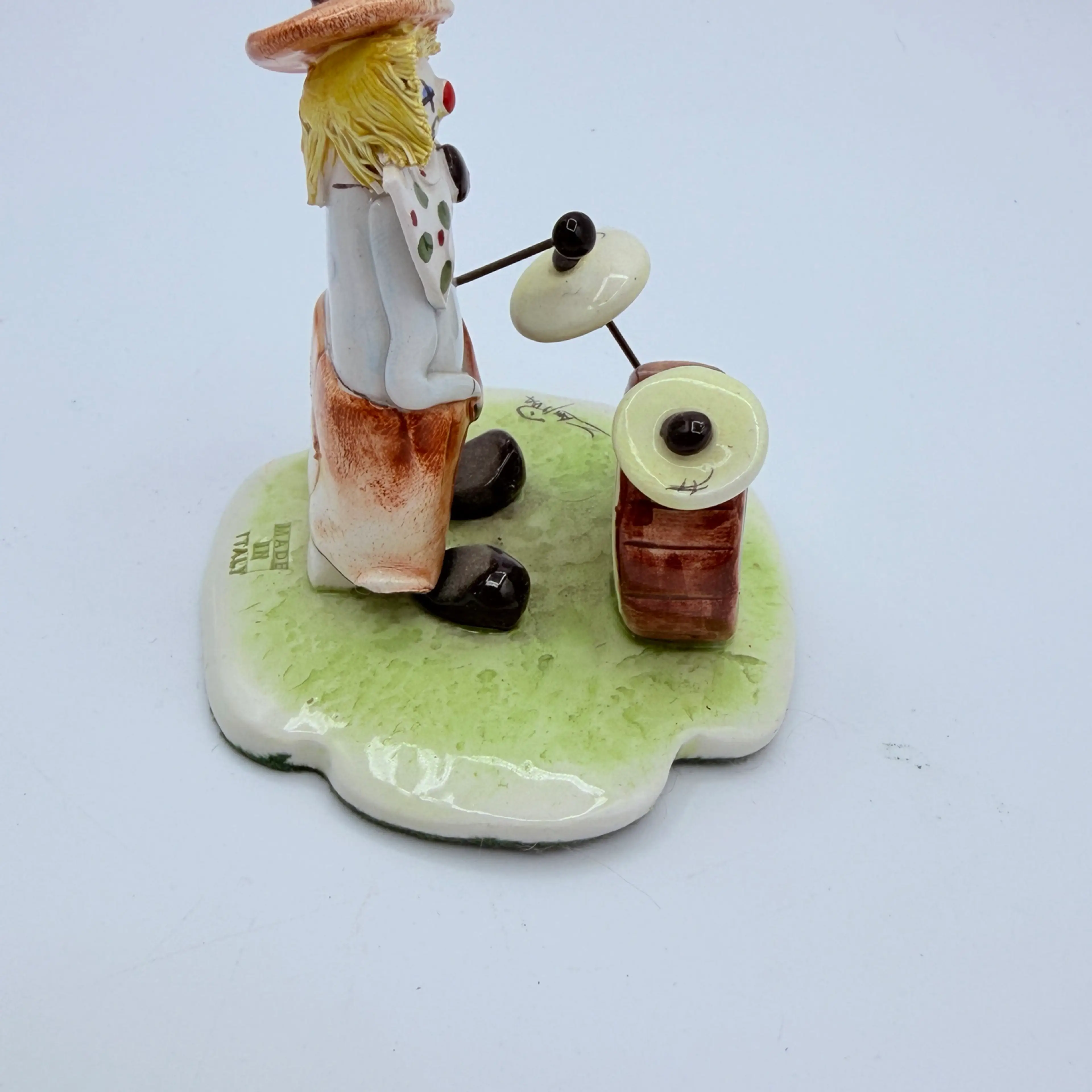 Image 5 of 8