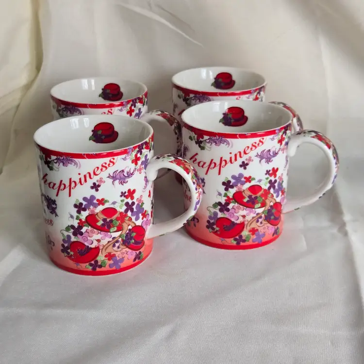 Set Of 4 Hard to find Cardew Design 2004 Red Hat Society Pink Chintz Coffee Mugs Cups 10 oz
