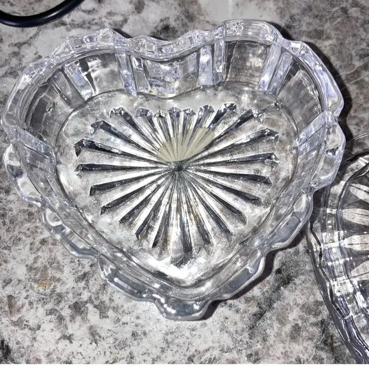 Trinket Box Crystal Heart 3 1/2” Wide 1 1/4” Tall