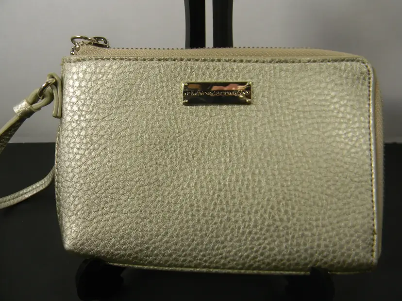 New York Company Cream Purse Clutch Wristlet
