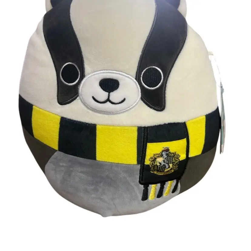 Squishmallows - Hufflepuff Badger - NWT