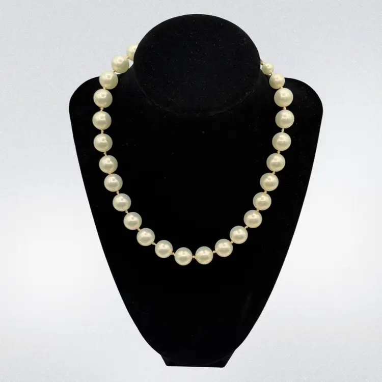 Vintage MCM Marvella Chunky Faux Pearl Choker Rhinestone Clasp, 16”