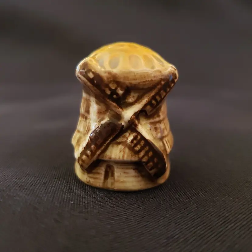 Thimble Sylvac Windmill Ceramic Figurine Handcrafted in England 1 1/4" tall