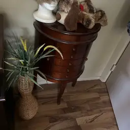 #14 - Jewelry Choice