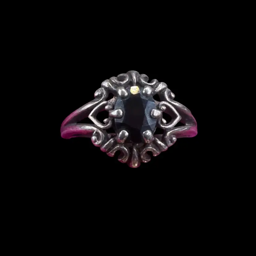 Vintage Art Nouveau Midnight Blue Sapphire And Sterling Silver Ring - Size 7