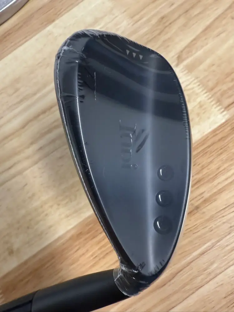 Indi Wedge Black Finish 56deg KBS Shaft New In Plastic