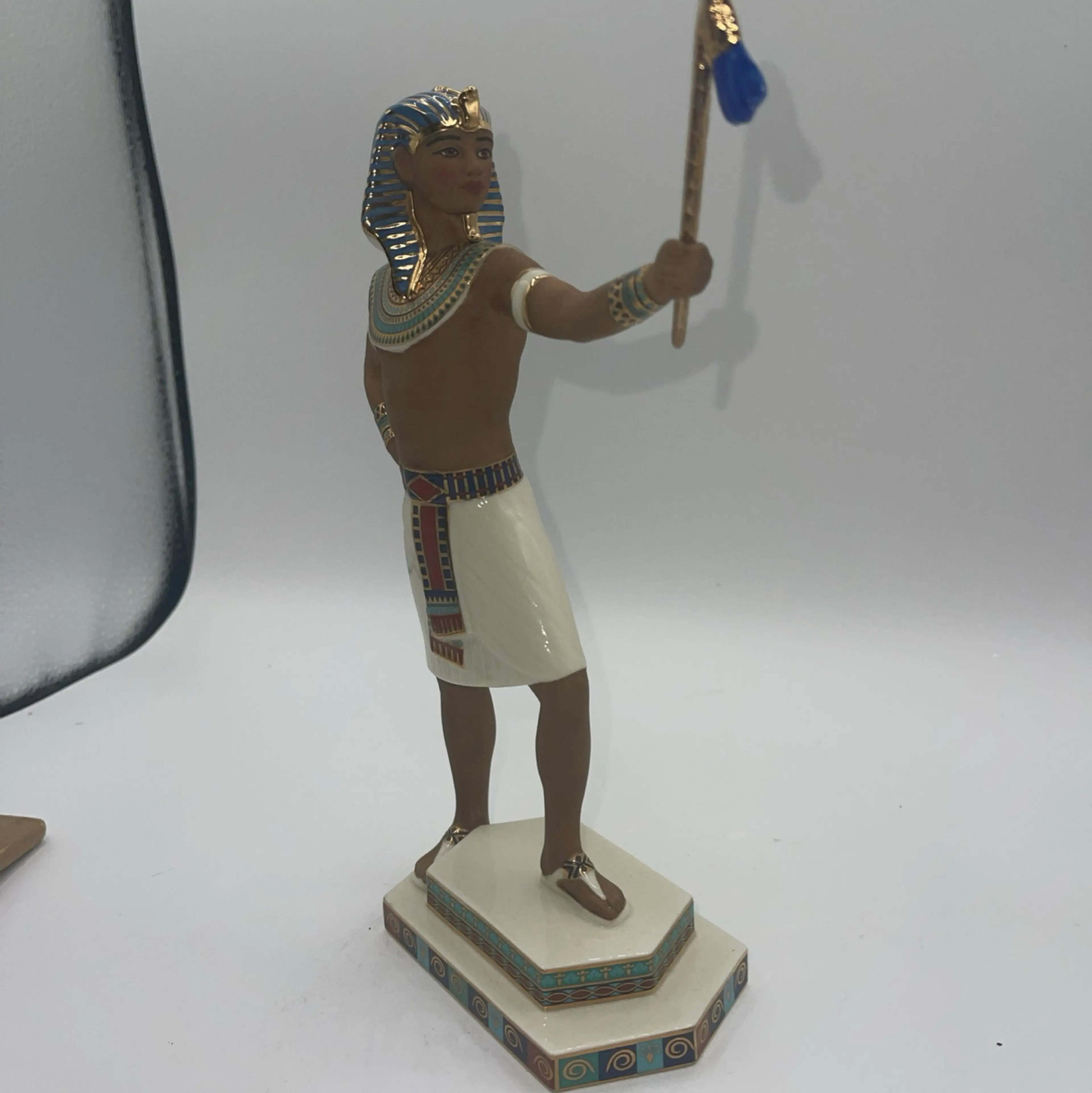 Image 3 of 9