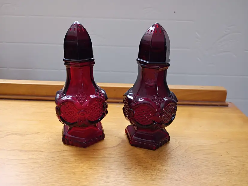 Cape Cod by Avon salt and pepper shakers