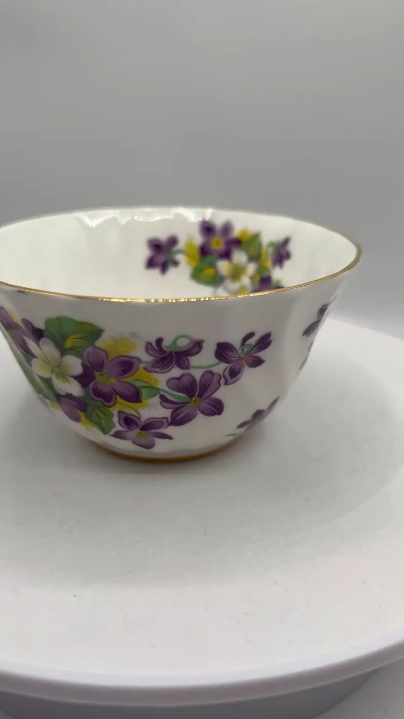 ROYAL ALBERT SWEET VIOLET SUGAR/TRINKET BOWL