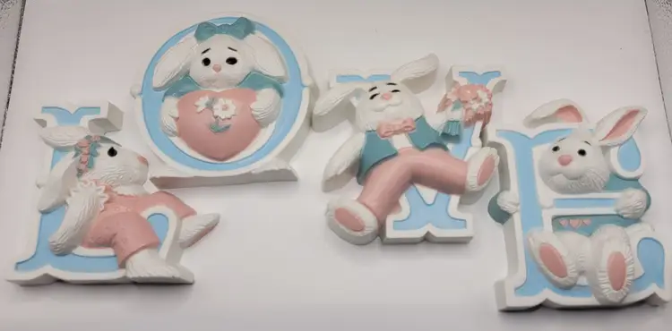 Vtg. 1992 LOVE Bunny Decor Spring Easter