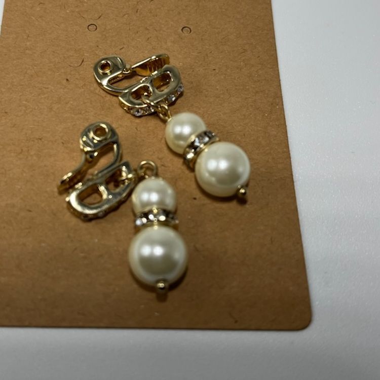 Vintage Faux Pearl And Rhinestone Clip-on Earrings Gold Tone
