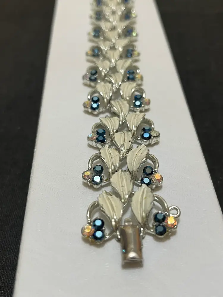Coro 1950s White Enamel Blue & AB Rhinestone Bracelet 7”