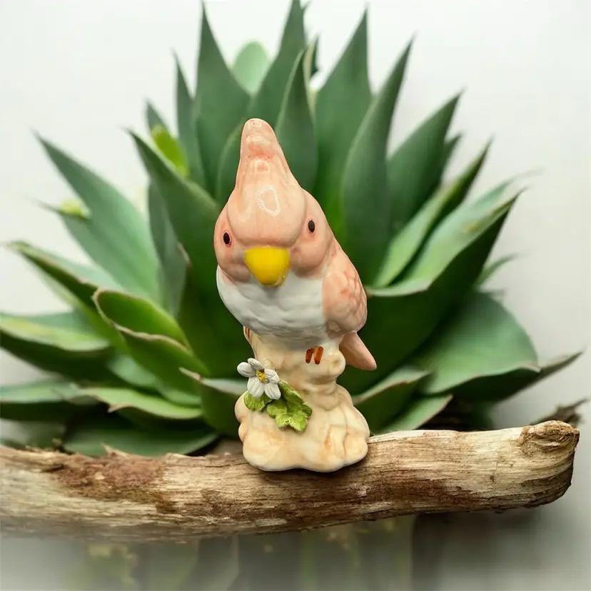 Made In Italy Ceramic Cockatiel Bird Pink & White. 4β wide and 6β tall