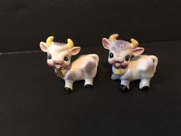 VTG Purple Elsie The Cow 1950's Kitschy Set Of Salt And Pepper Shakers
