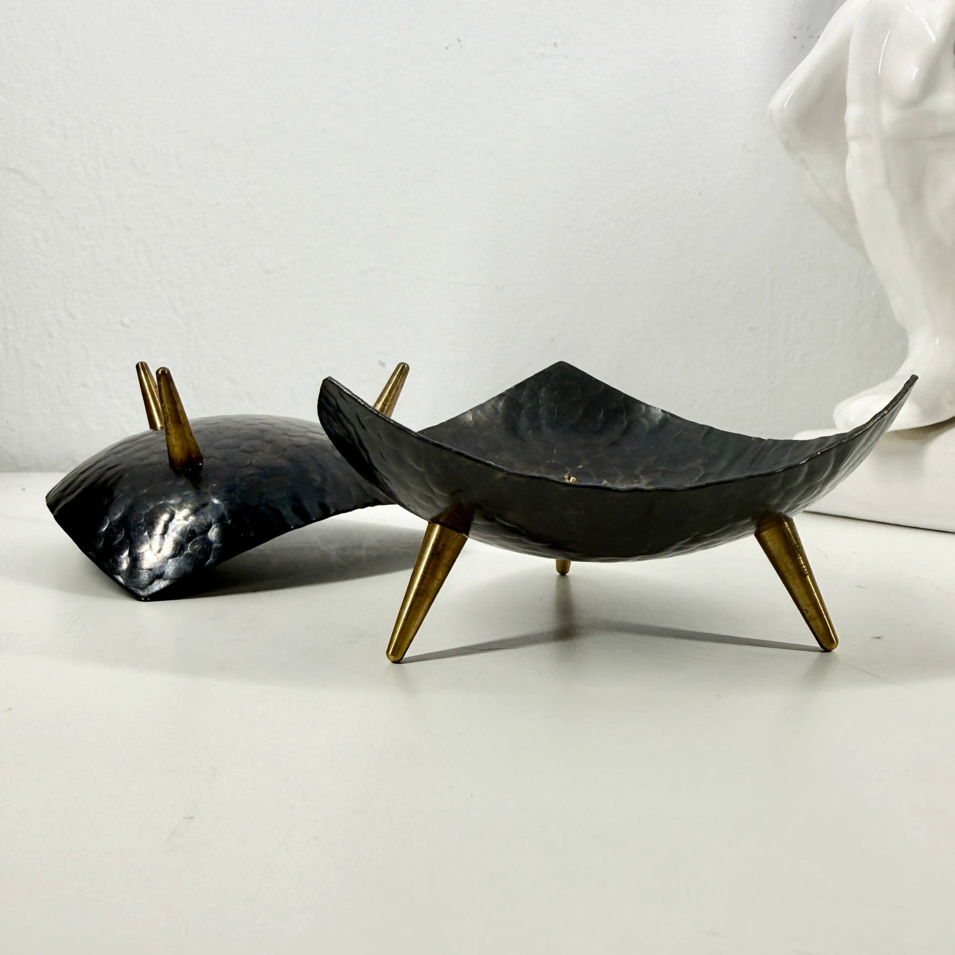 Image 4 of 6