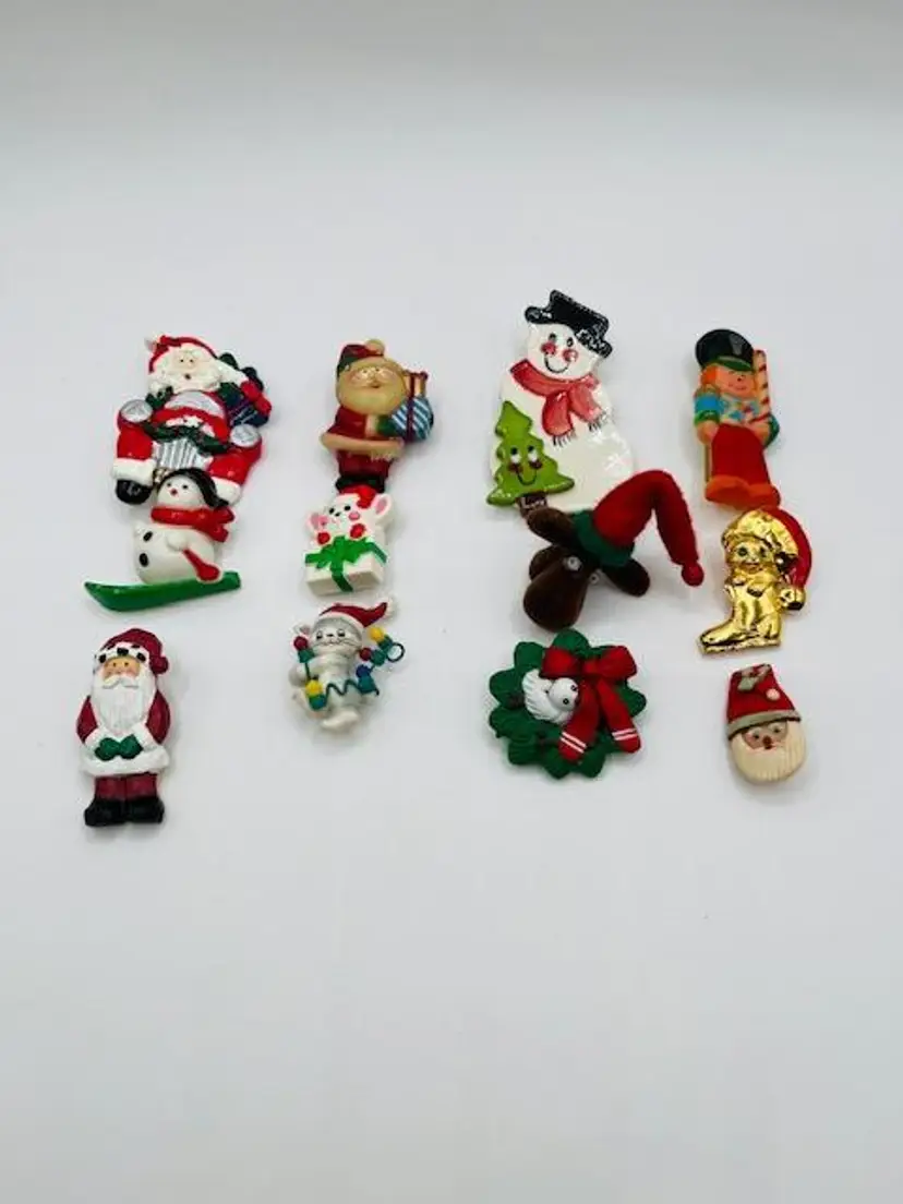 12 Days of Vintage Christmas Brooches Pins