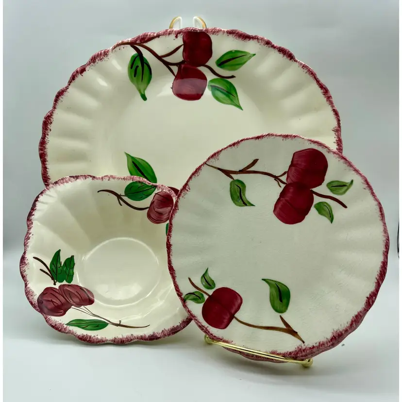 Miscellaneous Lot of hand-painted china pieces.  Blue Ridge Southern Potteries, Crab Apple pattern