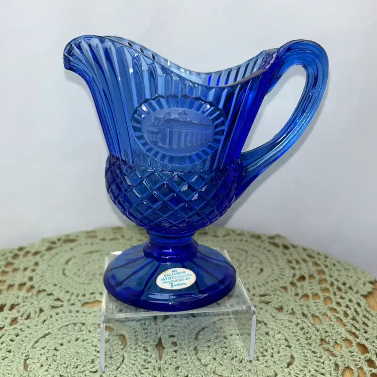 (1) Vintage Fostoria For Avon Cobalt Blue Glass Mt Vernon Sauce Pitcher/Creamer