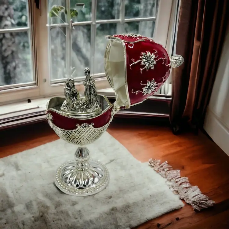 Wallace Silversmith Egg Nativity Musical Holiday Enamel 8.5in Vtg Silver Plated