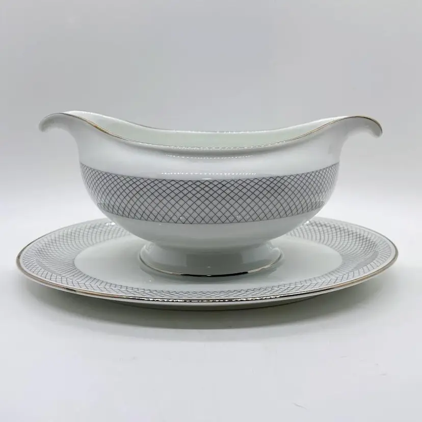 Rosenthal Platinum Grail Gravy Boat With Attached Underplate Vintage Porcelain