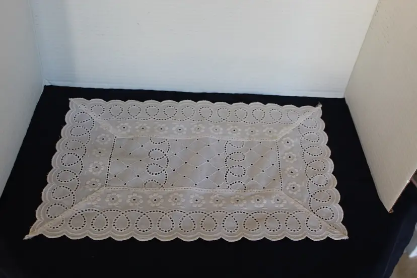 Vintage Eyelet Dresser Scarf/Doily Cream Color Rectangle 15“ X 9.5“ Cottage Core