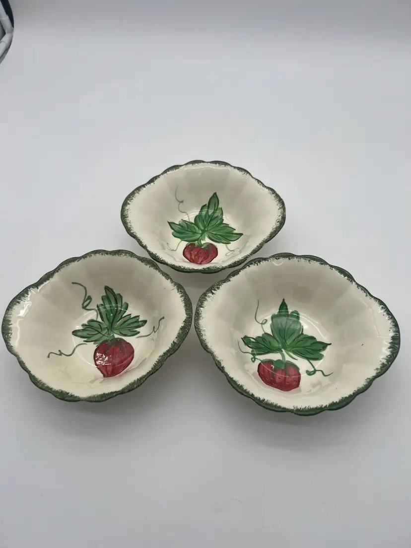 Vintage Lot Of 3 Blue Ridge Potteries Wild Strawberry Pattern Bowls