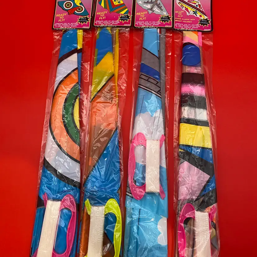 Easy Flight Lot of 4 Different Poly Keel Kites - Retro 1992 Arkin New Old Stock