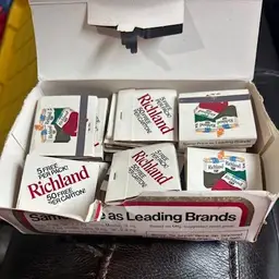 #01 Richland Cigarettes Advertising Matchbook Matches