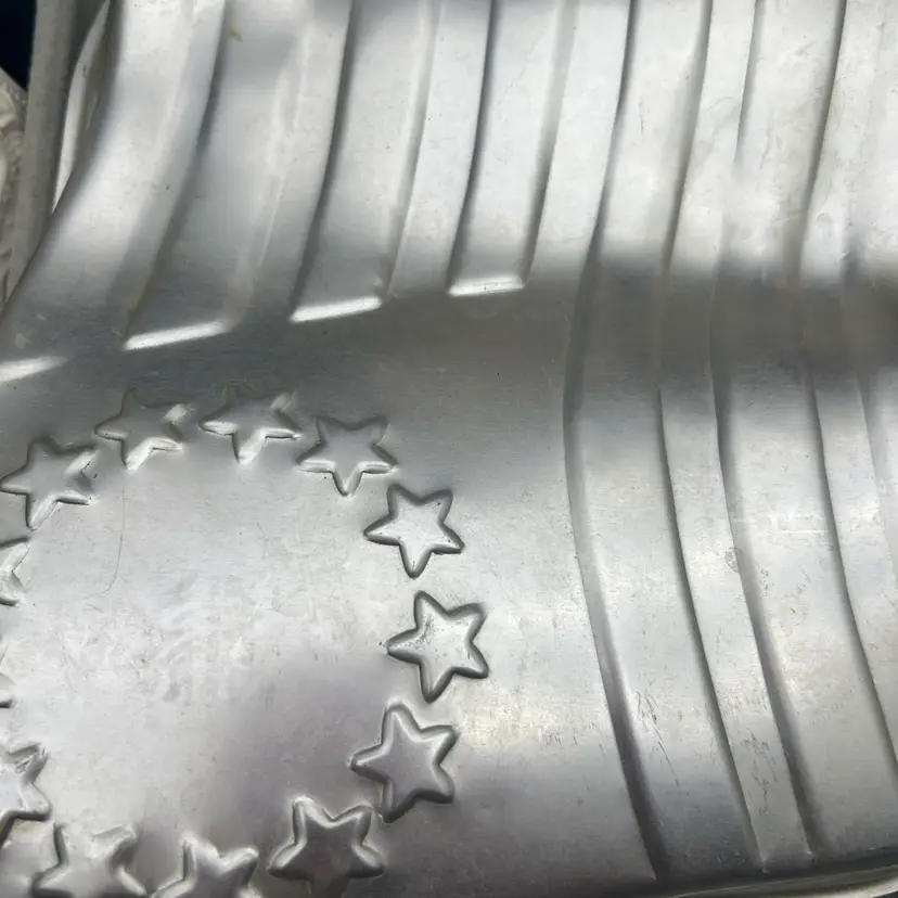 Vintage 1974 Wilton American Flag Cake Pan 13 Stars Betsy Ross Aluminum Mold 502-283 Patriotic Decor