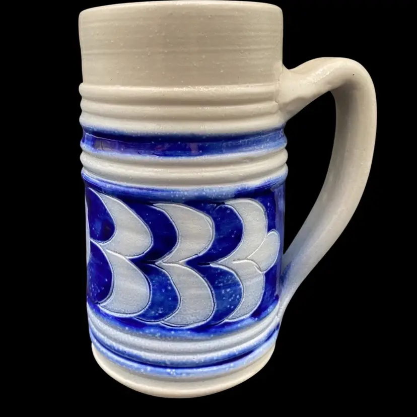 Vtg. Williamsburg Pottery Salt Glaze Mug, 5.75" Tall, 13 oz, Royal Blue on Stone