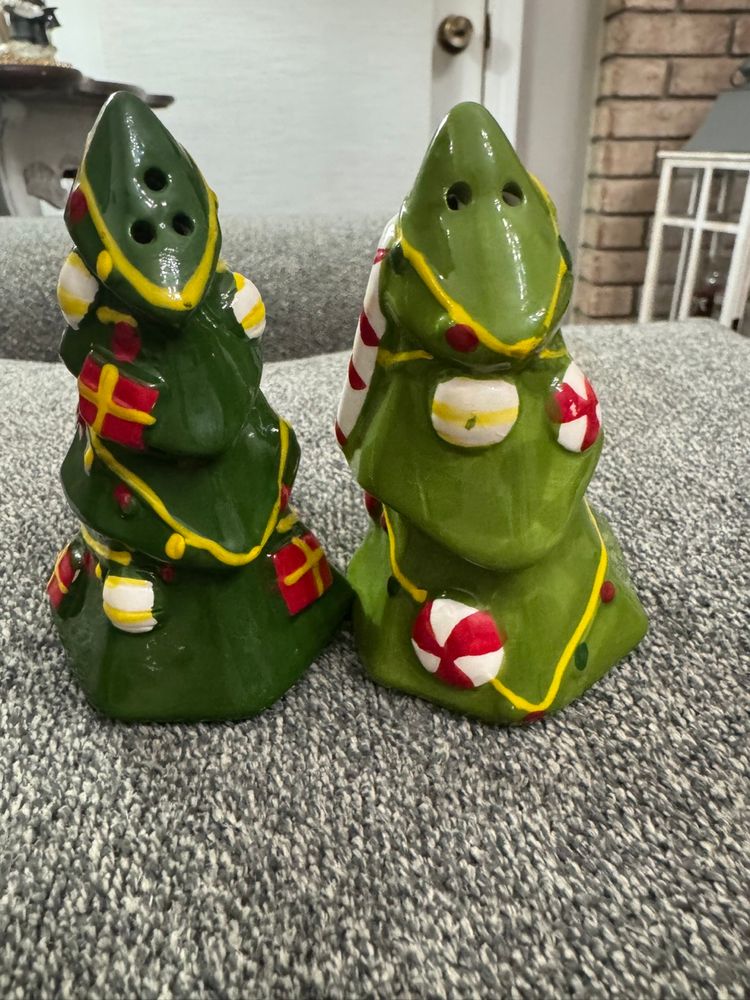 Christmas Tree Salt & Pepper Shakers