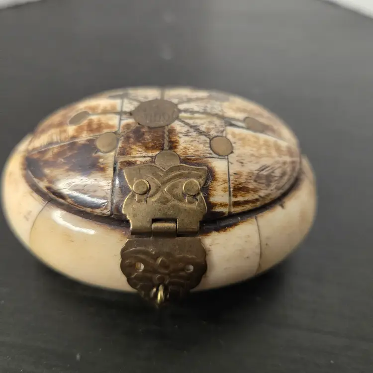 Antique Camel Bone Trinket Box w/ Inlaid Brass Elephant Design India