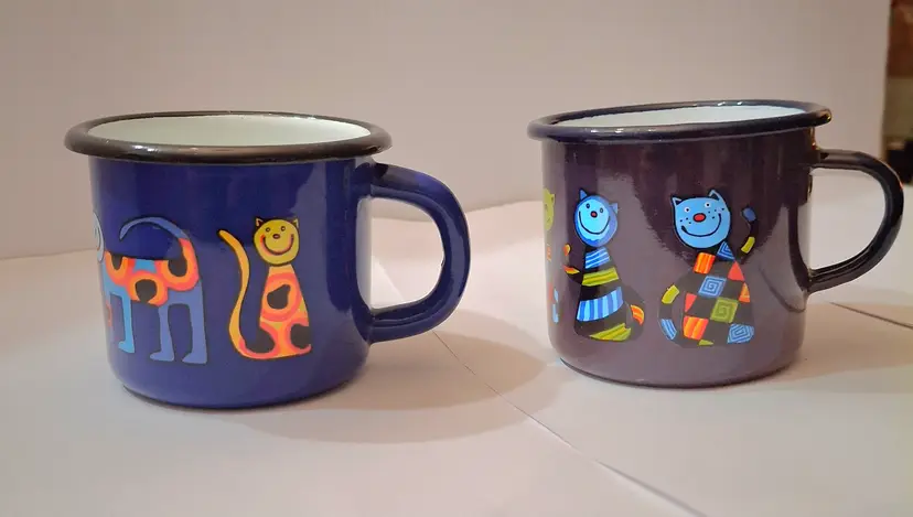 Cat enamelware cups