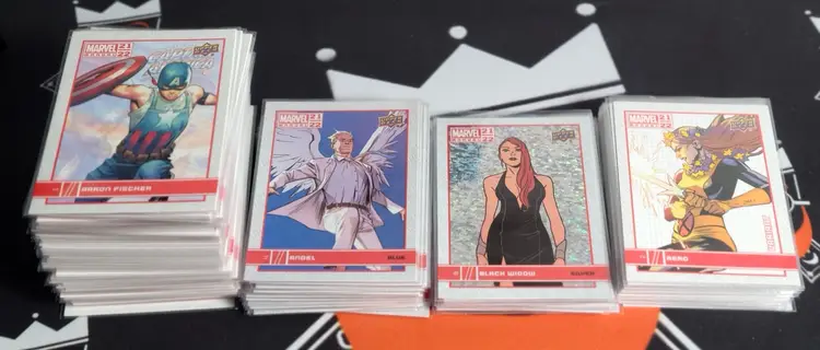 Marvel Annual 2021-22 Upper Deck Base Silver Blue Canvas 142-Card Lot